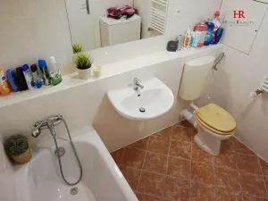 Pronájem bytu 1+kk, Praha - Troja, Hnězdenská, 39 m2