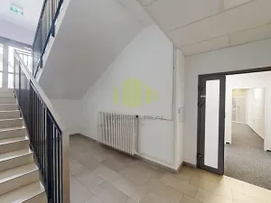 Pronájem obchodního prostoru, Olomouc, Janského, 115 m2