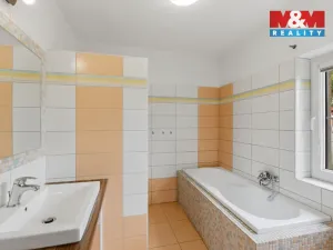 Prodej rodinného domu, Kněževes, U haldy, 155 m2