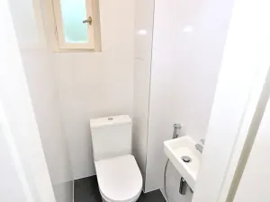 Pronájem bytu 3+kk, Praha - Kobylisy, Na Stírce, 82 m2