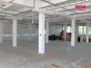 Pronájem skladu, Nová Paka, Kotíkova, 360 m2