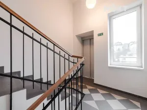 Prodej bytu 2+kk, Praha - Libeň, V zahradách, 50 m2
