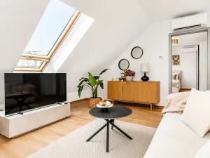 Pronájem bytu 2+kk, Praha - Smíchov, Bieblova, 57 m2