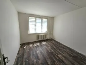 Prodej bytu 3+1, Postoloprty, Jiráskovo náměstí, 65 m2