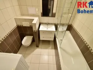 Pronájem bytu 1+kk, Praha - Vršovice, Jakutská, 28 m2