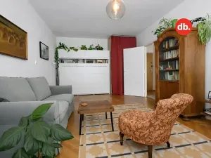 Prodej bytu 1+1, Karlovy Vary, Vítězná, 41 m2