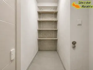 Prodej bytu 2+kk, Ostrava, Nádražní, 61 m2