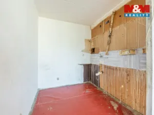 Prodej bytu 2+kk, Kladno - Kročehlavy, Jerevanská, 48 m2