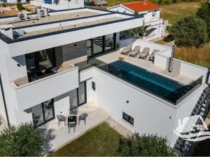 Prodej vily, Vrsi, Chorvatsko, 210 m2