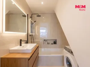 Prodej rodinného domu, Jeviněves, 45 m2
