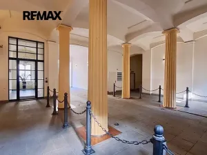 Pronájem kanceláře, Praha - Karlín, Sokolovská, 69 m2