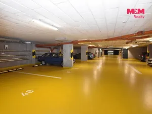 Pronájem garážového stání, Brandýs nad Labem-Stará Boleslav, Generála Sedláčka, 9 m2