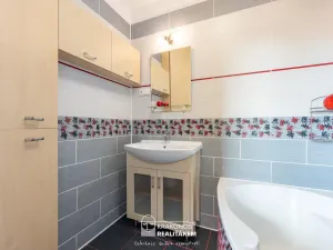 Prodej bytu 3+1, Potštát, Školní, 90 m2