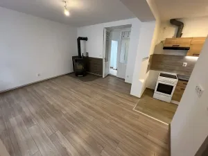 Pronájem bytu 2+kk, Semily, Komenského náměstí, 48 m2