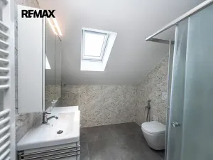 Pronájem rodinného domu, Praha - Strašnice, U trati, 120 m2