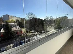 Pronájem bytu 1+1, Praha - Střížkov, Bínova, 32 m2