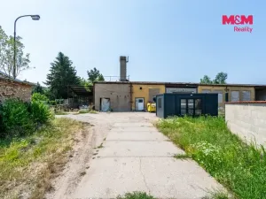 Prodej komerčního pozemku, Semice, 1554 m2