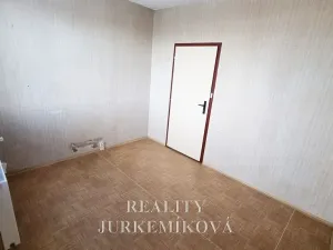Pronájem bytu 2+kk, České Budějovice, Labská, 44 m2