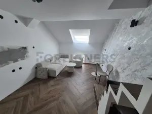 Pronájem bytu 2+kk, Hradec Králové, Eliščino nábřeží, 35 m2