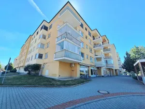Pronájem bytu 1+kk, Brno - Líšeň, Holzova, 62 m2