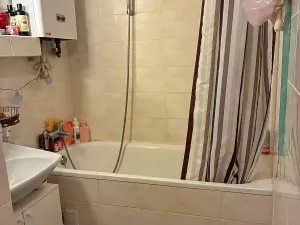 Pronájem bytu 1+1, Praha - Bubeneč, Charlese de Gaulla, 39 m2
