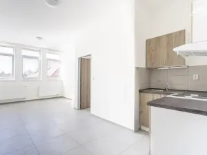 Pronájem bytu 2+kk, Hlinsko, Adámkova třída, 52 m2