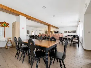 Prodej činžovního domu, Dobšice, Lahoferova, 218 m2