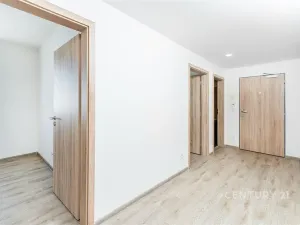 Pronájem bytu 3+kk, Praha, Arnošta Staňka, 66 m2
