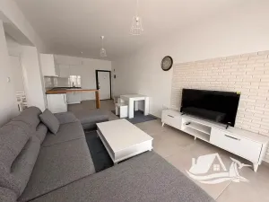 Prodej bytu 2+1, Trikomo, Kypr, 75 m2