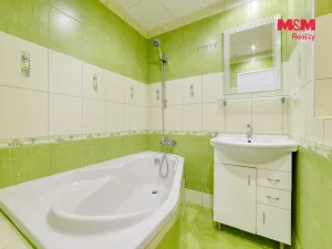 Prodej bytu 4+1, Sokolov, Atletická, 77 m2