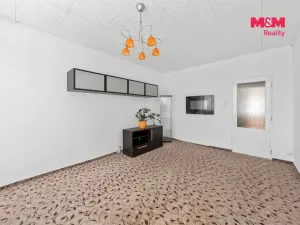 Prodej bytu 2+1, Povrly, Sídliště II, 58 m2