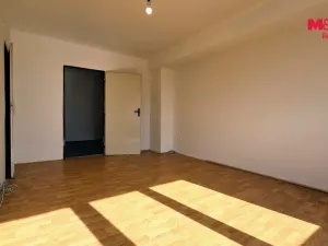 Pronájem bytu 2+1, Ostrava - Mariánské Hory, Vršovců, 50 m2