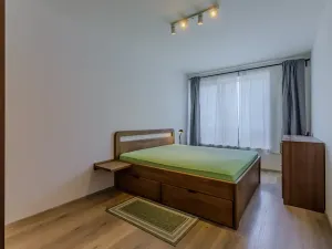 Pronájem bytu 2+kk, Praha - Modřany, Mezi vodami, 57 m2