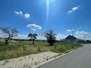 Prodej pozemku pro bydlení, Dobrovice, Na Spravedlnosti, 1090 m2