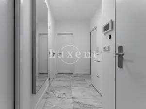 Prodej bytu 2+kk, Praha, Formanská, 56 m2