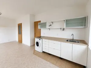 Pronájem bytu 1+kk, Praha - Prosek, Litoměřická, 28 m2