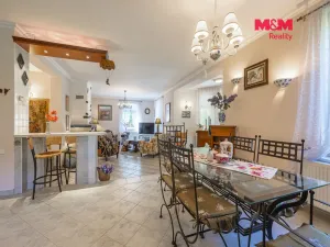 Prodej rodinného domu, Český Šternberk, 226 m2