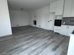 Pronájem bytu 2+kk, Ostrava, U Mostu, 72 m2