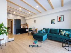Prodej rodinného domu, Bystřany, 284 m2