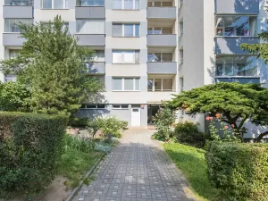 Prodej bytu 3+1, Praha - Vokovice, Evropská, 73 m2
