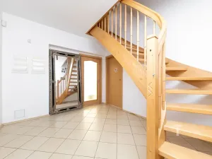Prodej rodinného domu, Lechovice, 280 m2