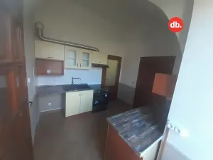 Pronájem bytu 2+1, Blšany u Loun, 75 m2