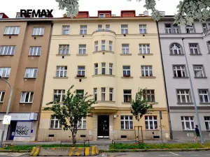 Pronájem bytu 2+kk, Praha - Podolí, Na dolinách, 43 m2