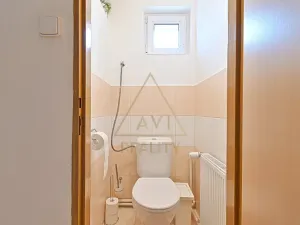 Prodej rodinného domu, Hřebeč, nám. Draha, 150 m2