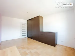 Prodej bytu 3+1, Vsetín, Jiráskova, 77 m2