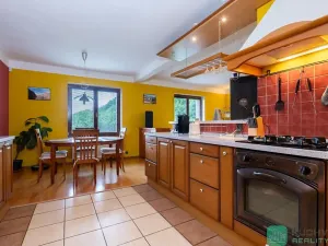 Prodej rodinného domu, Košťany, Na Hampuši, 265 m2