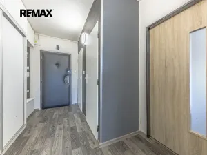 Prodej bytu 2+kk, Praha - Modřany, Mádrova, 44 m2