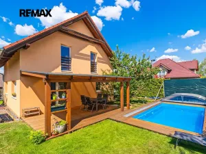 Prodej rodinného domu, Tuchlovice, U Školky, 130 m2
