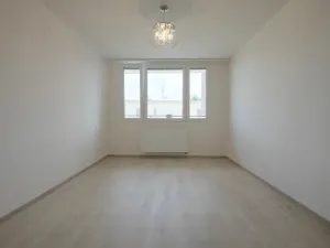Pronájem bytu 2+kk, Praha - Strašnice, Dubečská, 46 m2