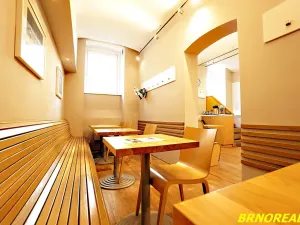 Pronájem restaurace, Brno, Kabátníkova, 65 m2